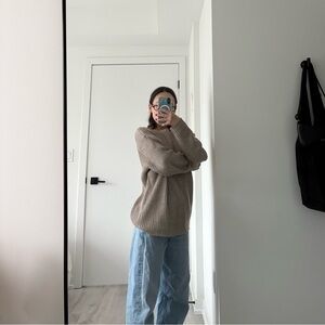 Vintage Denver Hayes Taupe Crewneck Sweater